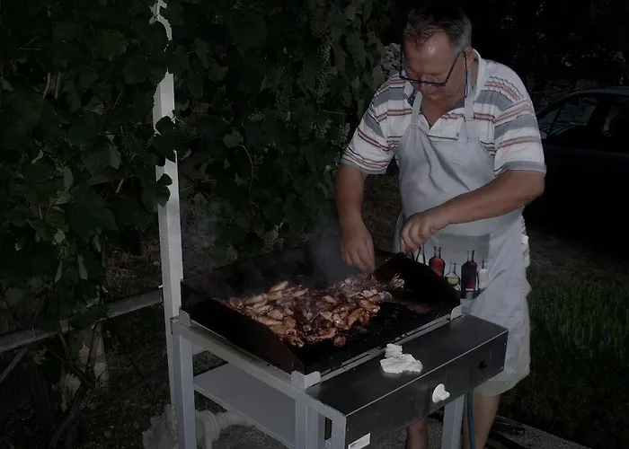 Appartamento Cajic Povile