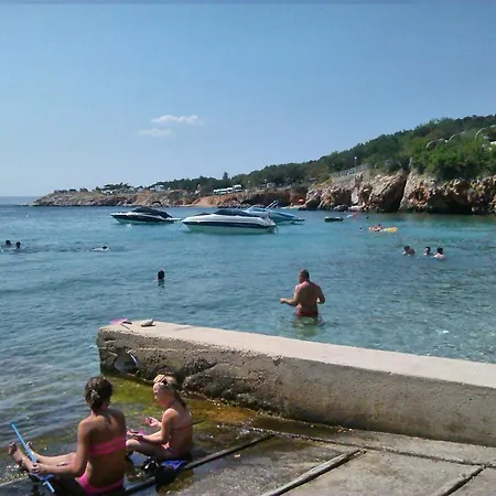 Cajic *